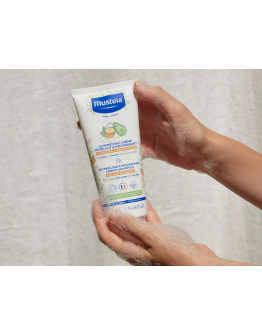 MUSTELA SHAMPOING CREME DEMELANT ET NOURRISSANT 200ML